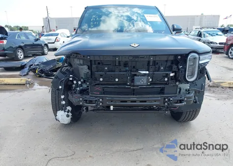2025 Rivian R1S Adventure Dual Motor Large Pack/Adventure Dual Motor Max Pack из США, поврежденный, VIN 7PDSGBBA7SN074729
